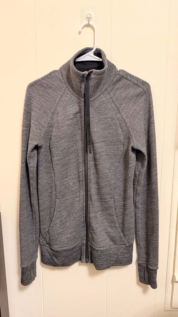 Lululemon Huddle and Hustle Jacket Size 4